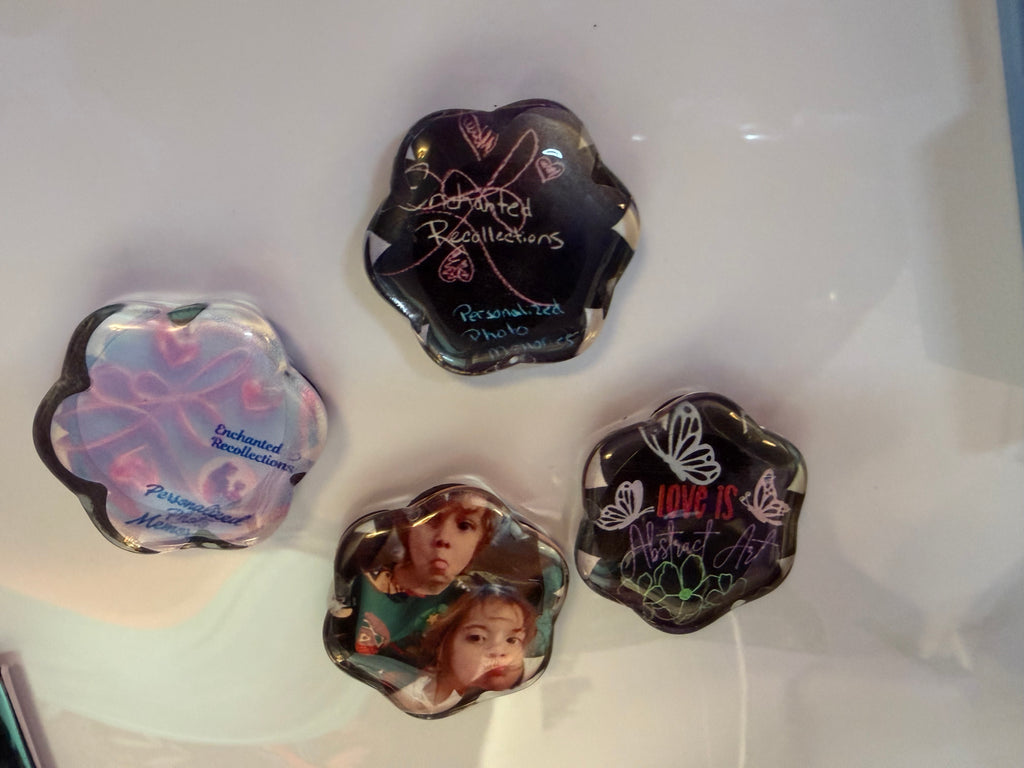 Set of 3 flower shaped personalized magnets