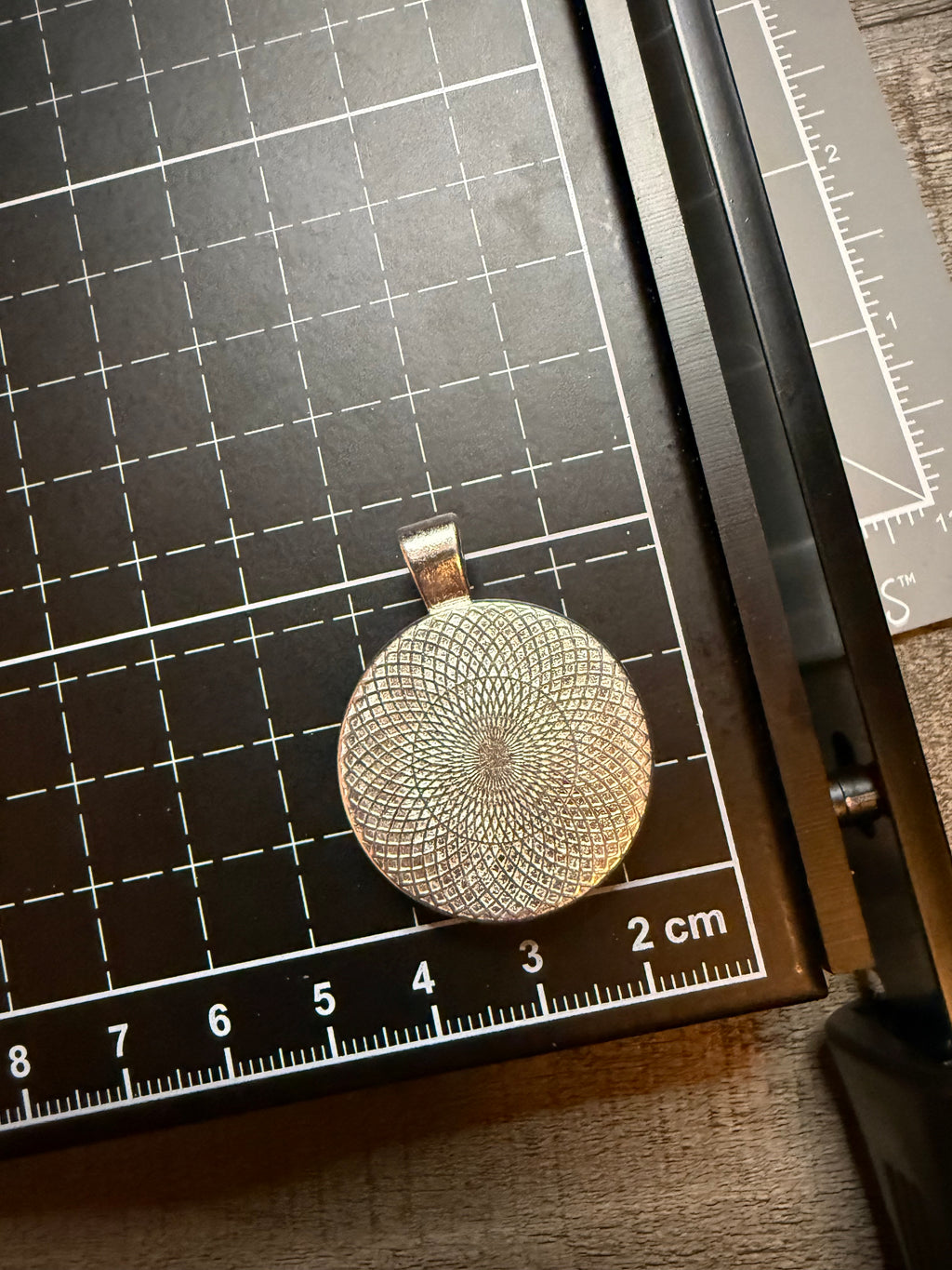 1 in photo pendants, set of 3