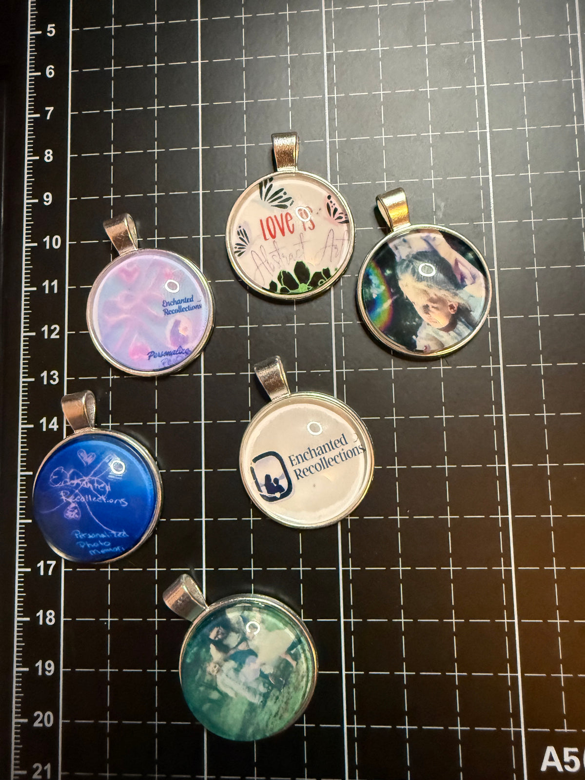 1 in photo pendants, set of 3
