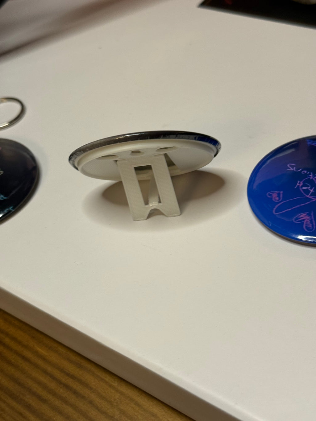 Custom Round Photo w/stand