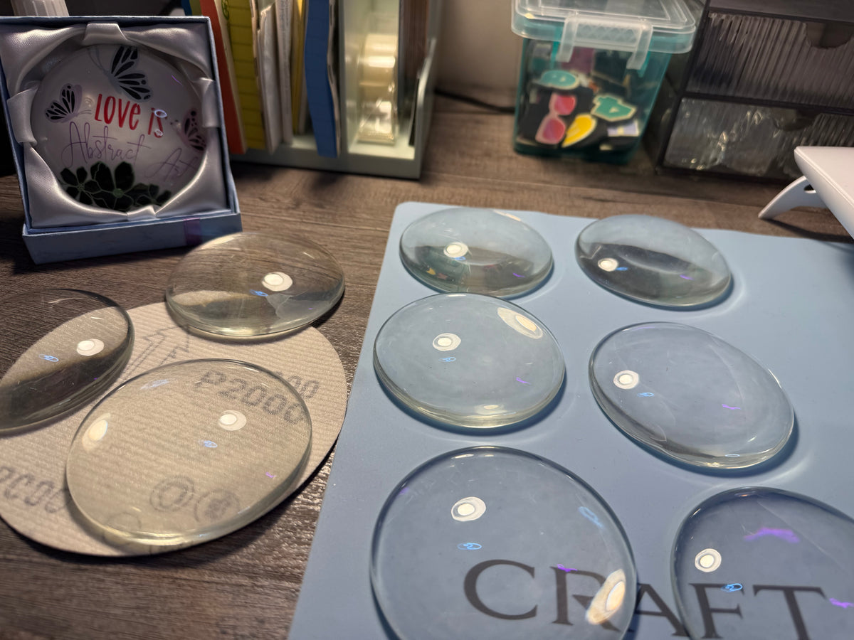3 inch round customizable cabochon paperweight